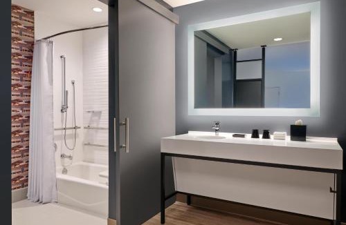 Trophy Club Hotel | Aloft by Marriott Trophy Club Westlake