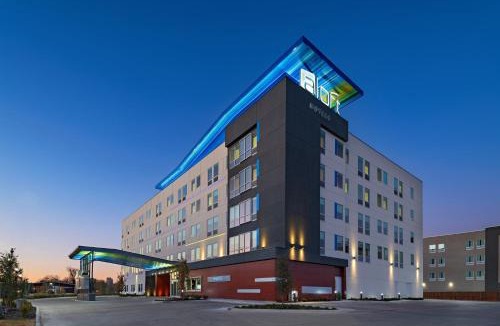 Brazos Hotel | Aloft by Marriott Waco Downtown