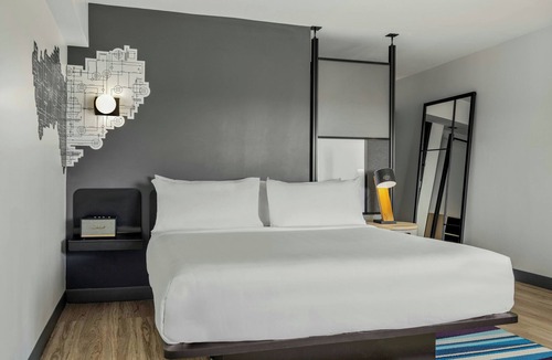 Rolling Meadows Hotel | Aloft Chicago Schaumburg