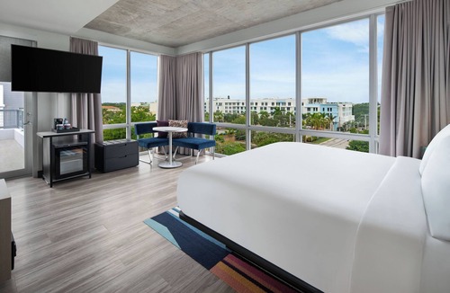 Delray Beach Hotel | Aloft Delray Beach