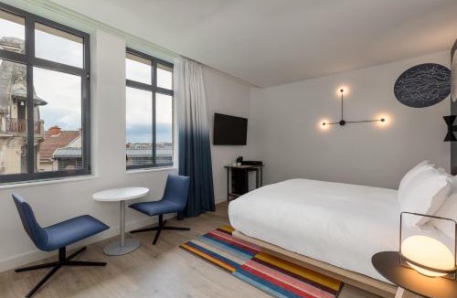 Old Town Hotel | Aloft Dijon