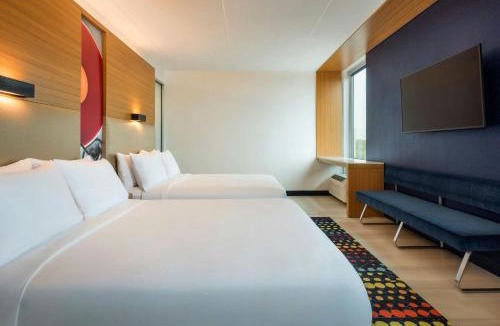 Mount Laurel Hotel | Aloft Mount Laurel