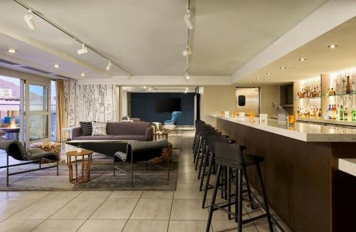 Entertainment District Hotel | Aloft Scottsdale