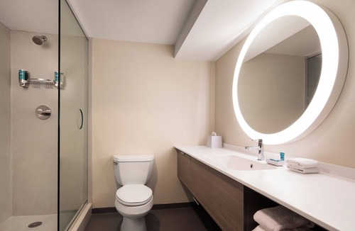 Entertainment District Hotel | Aloft Scottsdale