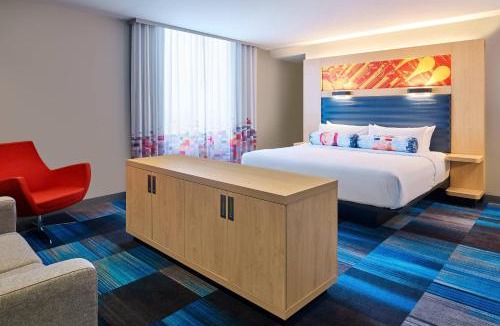 South Bend Hotel | Aloft South Bend