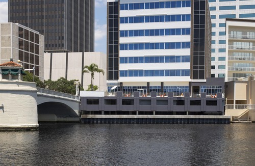 Downtown Tampa Hotel | Aloft - Tampa Downtown