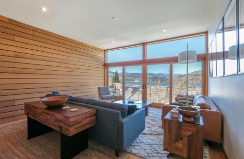 Hood River House | ALOFT