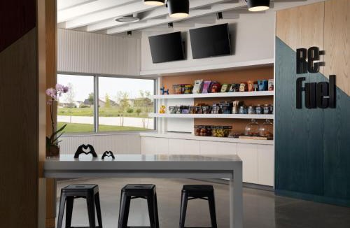 Waukee Hotel | Aloft Waukee