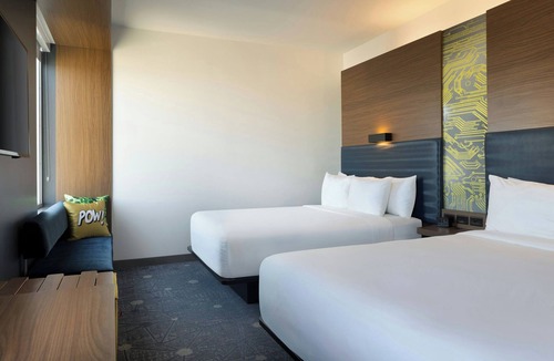 Greenwich Hotel | Aloft Wichita