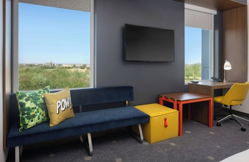 Greenwich Hotel | Aloft Wichita