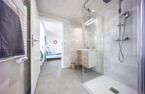 Bouveret Bed & Breakfast | Aloha chambres