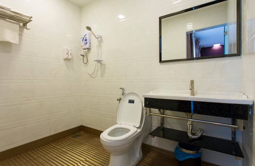 Pontian Hotel | Aloha Hotel