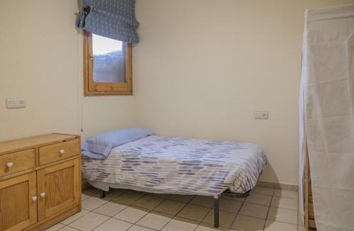 Sant Jaume de Llierca Apartment | Alojamiento con chimenea en Sant Jaume de Llierca