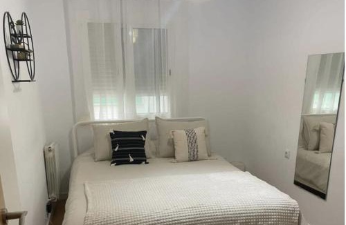 Terrassa Apartment | Alojamiento espacioso ideal para visitas en grupo