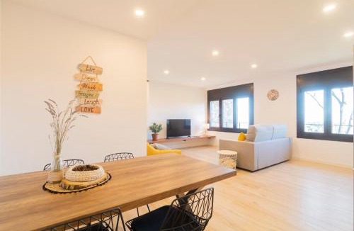El Brull Bed & Breakfast | Alojamiento MAS EL CASTELL DEL BRULL B&B