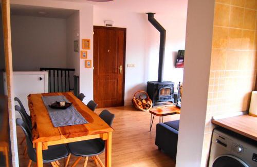Tragacete House | Alojamiento Rural Los Hacheros