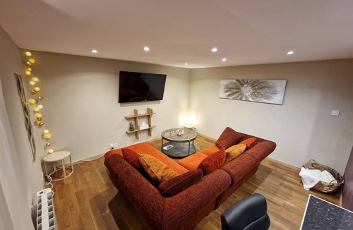 Rives de Meurthe Apartment | ALONG THE CANAL