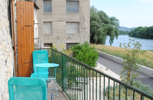 Baix House | Along the Rhône, Baix