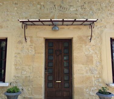 Bergerac House | Along The River
