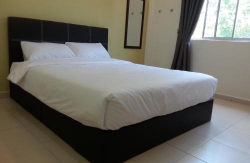 Kampung Jelatang House | Alor Villa