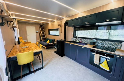 Talais Cabin | Aloudi House