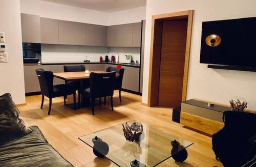 Laax Apartment | Alp Resort Ski In/Ski Out, (Laax Murschetg). 4.5 Zimmerwohnung by Interhome