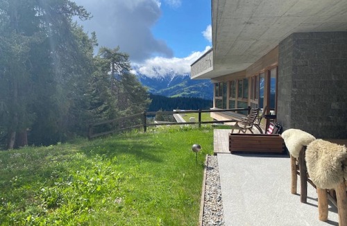 Laax Apartment | Alp Resort Ski In/Ski Out, (Laax Murschetg). 4.5 Zimmerwohnung by Interhome