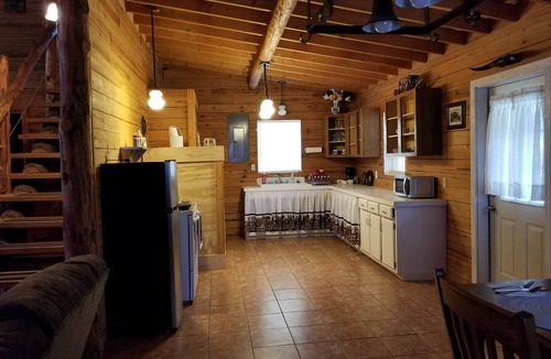 Glover Cabin | Alpaca Farm Stay