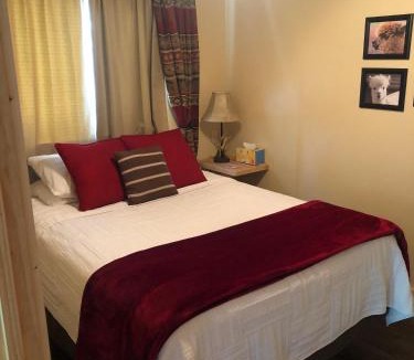 Lava Hot Springs Hotel | Alpaca Inn, The