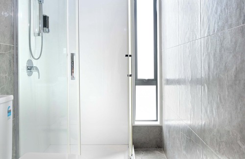 Redvale Cabin | Alpaca Manor