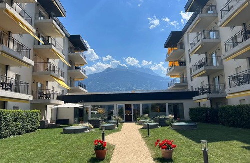 Collombey-Muraz Apartment | Alparthotel