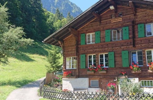 Burglauenen House | Alpen-Paradies by Interhome