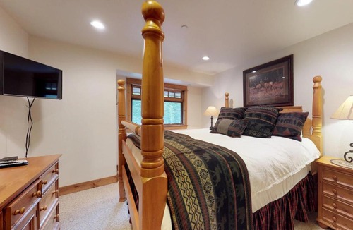 Big Sky House | Alpenglow 19C