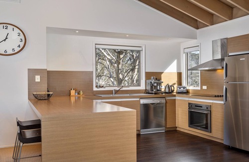 Dinner Plain Ski Chalet | Alpenglow - Dinner Plain