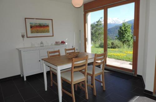Brienz/Brinzauls Apartment | Alpenrose (295 Av)
