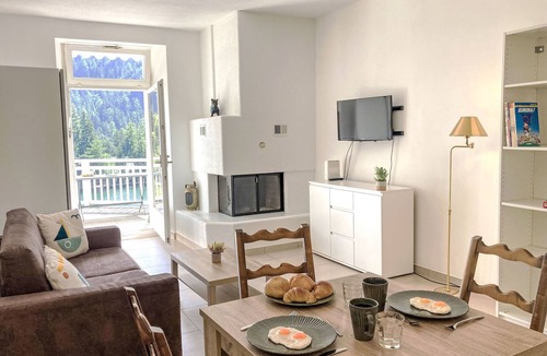 Champex-Lac Apartment | Alpes et Lac 14 by Interhome