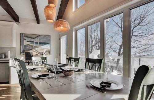 Baie-St-Paul Ski Chalet | Alpha-M | Vue sur le fleuve | Spa