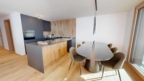 Busserach Apartment | Alphubel PEAK