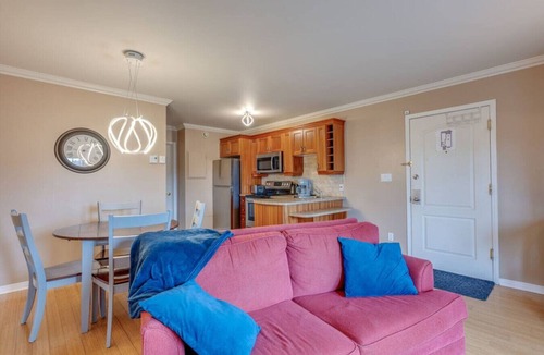 Piedmont Condo | Alpina Condo 3209 | Cozy Retreat in St-Sauveur