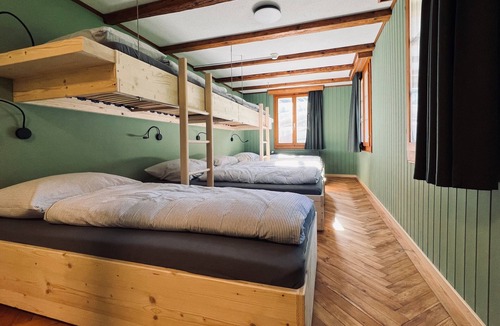 Allerheiligenberg Hostel | Alpina Einhorn