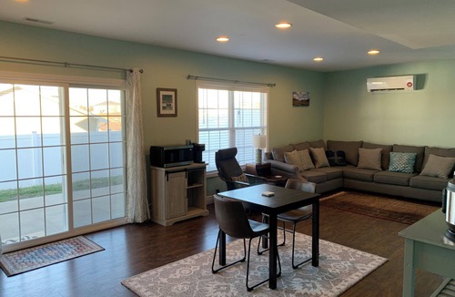 Cape Girardeau Apartment | Alpine Abode: We made our own mountain view in this charming 1-bedroom apartment