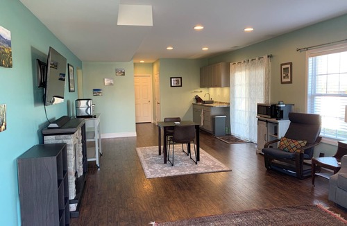 Cape Girardeau Apartment | Alpine Abode: We made our own mountain view in this charming 1-bedroom apartment