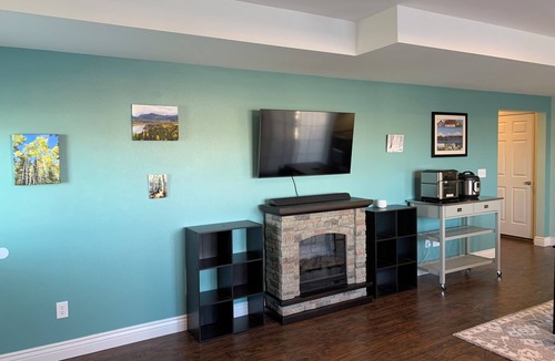 Cape Girardeau Apartment | Alpine Abode: We made our own mountain view in this charming 1-bedroom apartment
