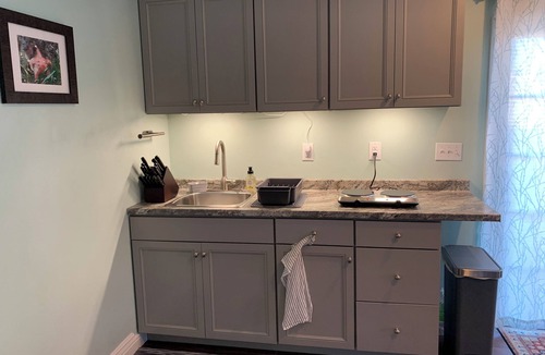 Cape Girardeau Apartment | Alpine Abode: We made our own mountain view in this charming 1-bedroom apartment