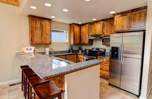 Yosemite West House | Alpine Aerie