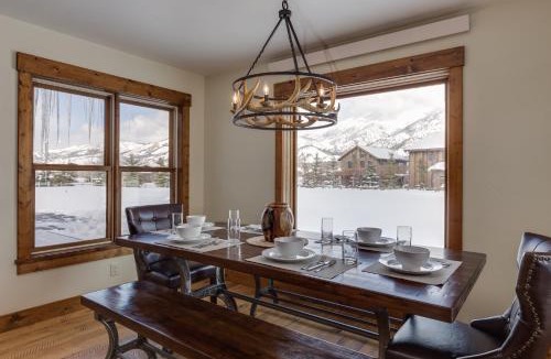 Alpine Northwest House | Alpine Airspace