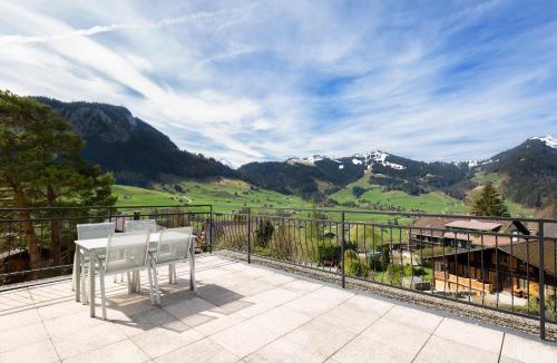 Chateau-d'Oex Apartment | Alpine Apartment with Stunning Views
