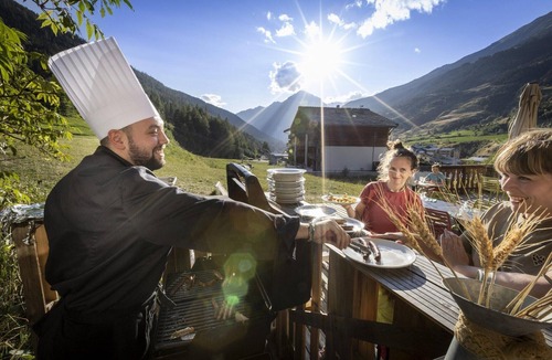 Val Cenis Apartment | Alpine Base with Hot Tub & Pool
