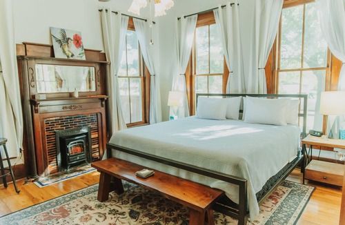 Alpine Bed & Breakfast | Alpine Bed and Breakfast