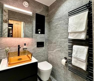 Oerlikon Apartment | Alpine City Studio with AC, garden terrace and much privacy